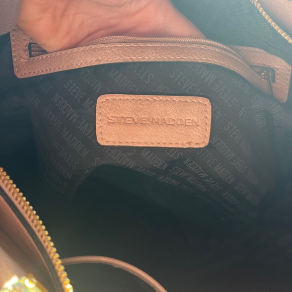 Steve Madden - Tote Satchel computer / work bag - Picture 9 of 10